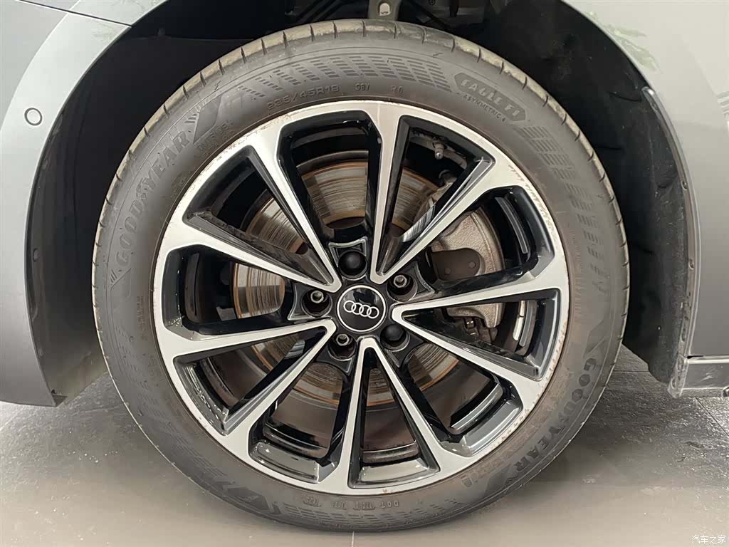 Audi A5, 2025 10