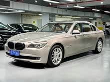 ����7ϵ 2010�� 4.4T ��϶�����