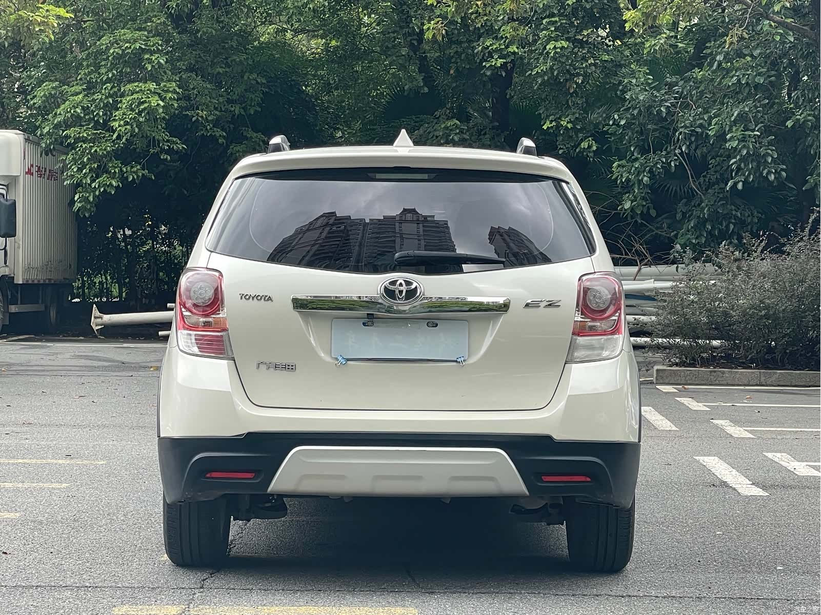 Toyota 180E, 2016 все фото