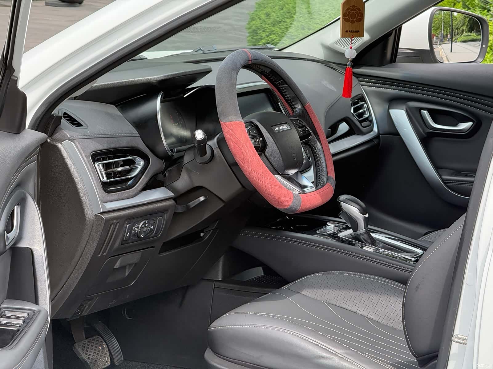 Jetour X70, 2019 4