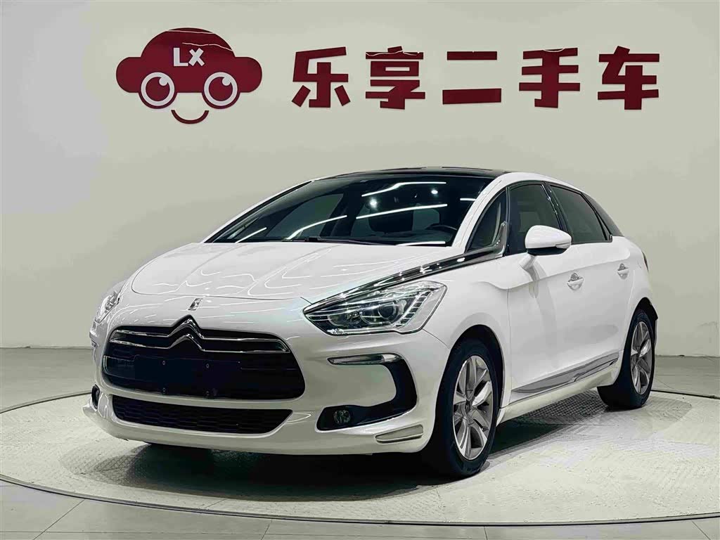 DS 5 2014 1.6T Luxury THP160