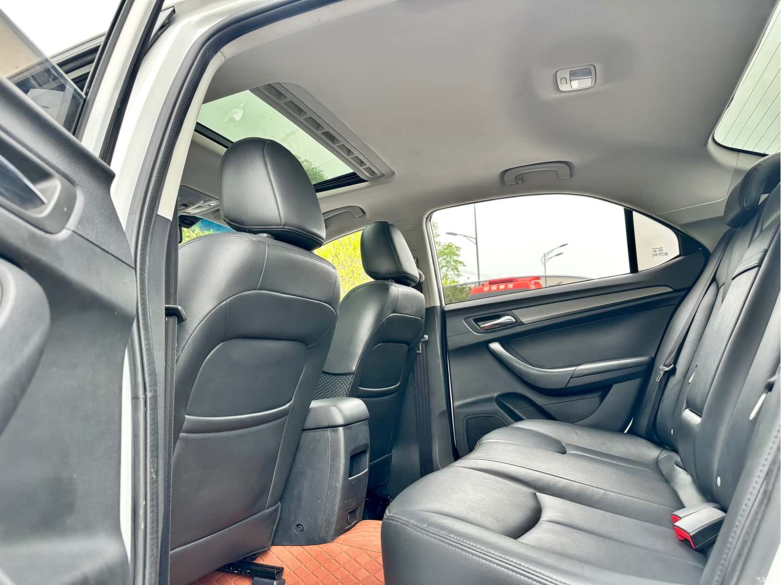 Roewe 360, 2016 27