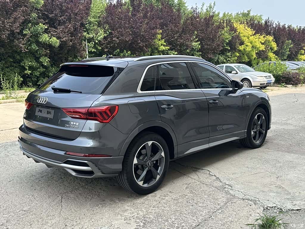 Audi Q3, 2022 13