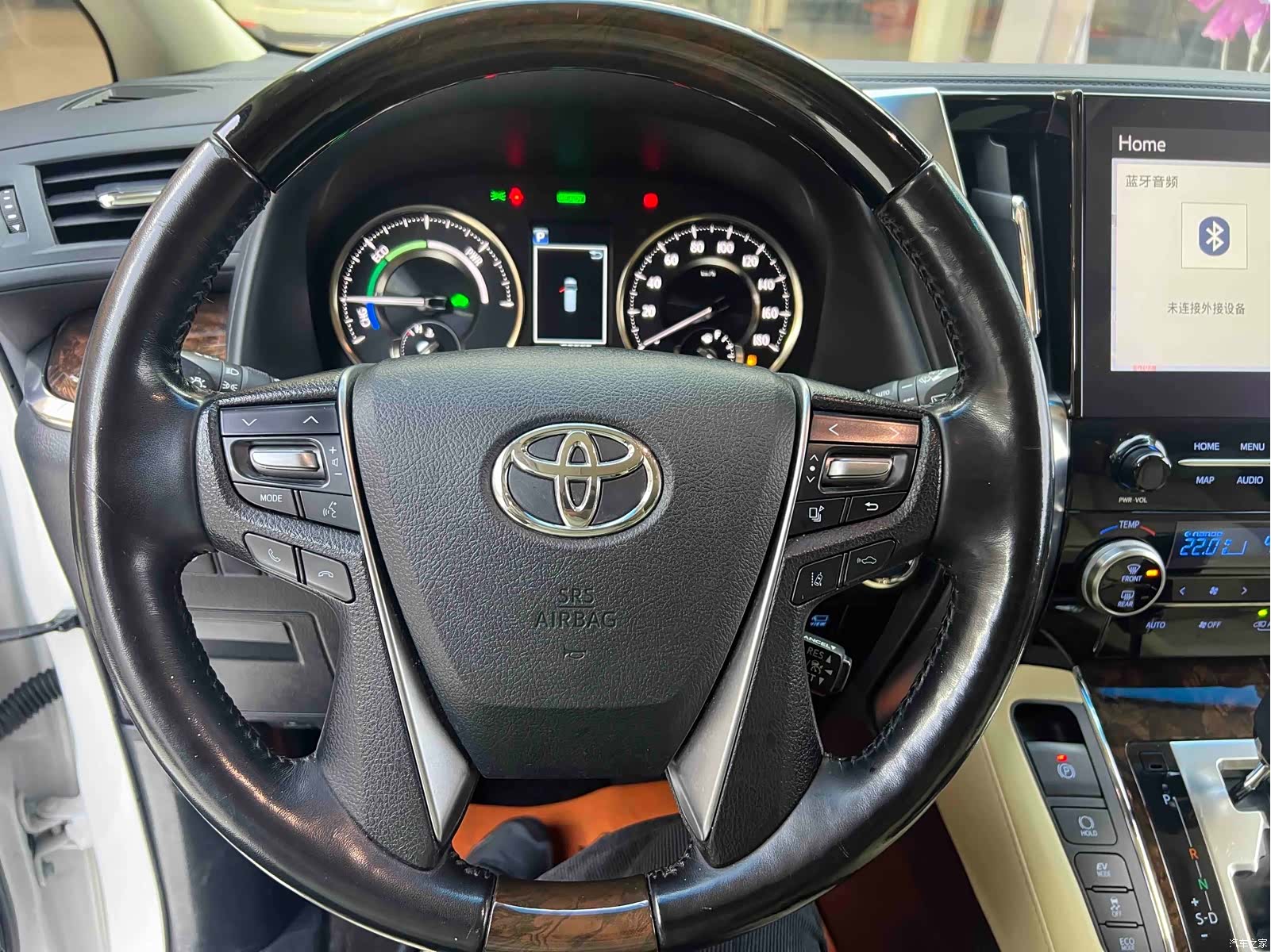 Toyota Alphard, 2021 15