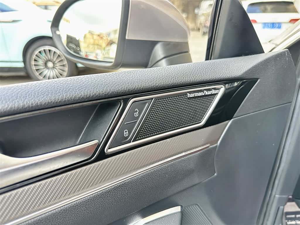 Volkswagen CC, 2019 8