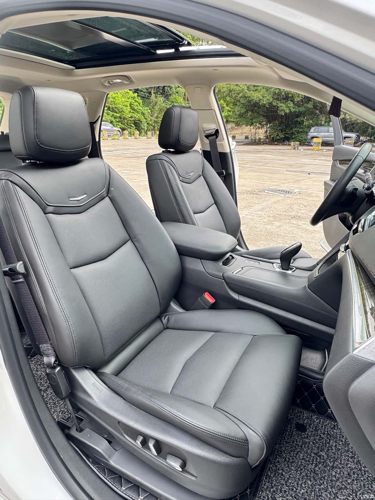 Cadillac XT5, 2016 11