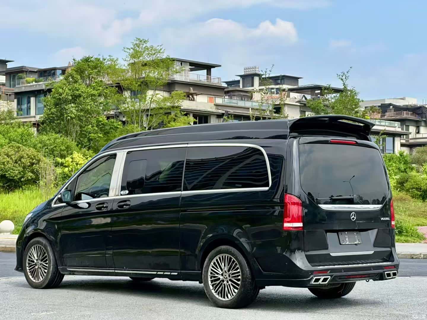 AMXiaoAoQiChe V-Class, 2023 4
