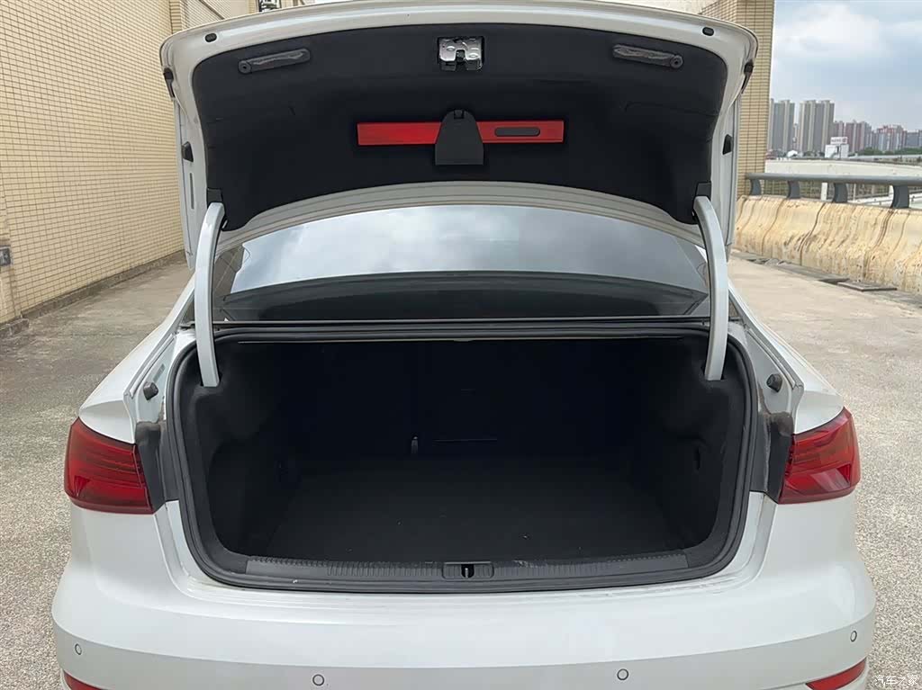 Audi A3, 2018 16