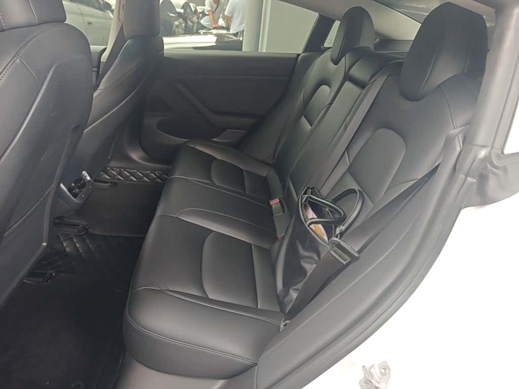Tesla Model 3, 2020 17