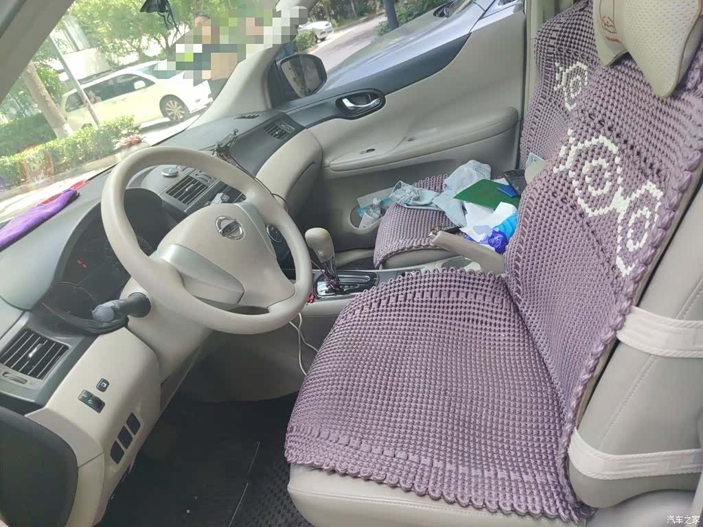Nissan Tiida, 2014 8