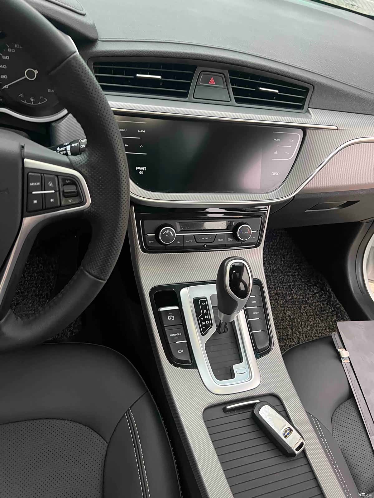 Geely Emgrand, 2019 8