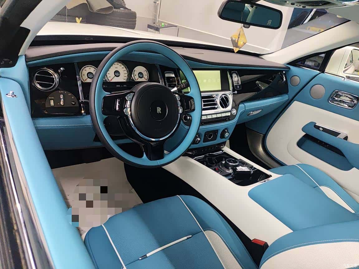 Rolls-Royce Wraith, 2017 все фото