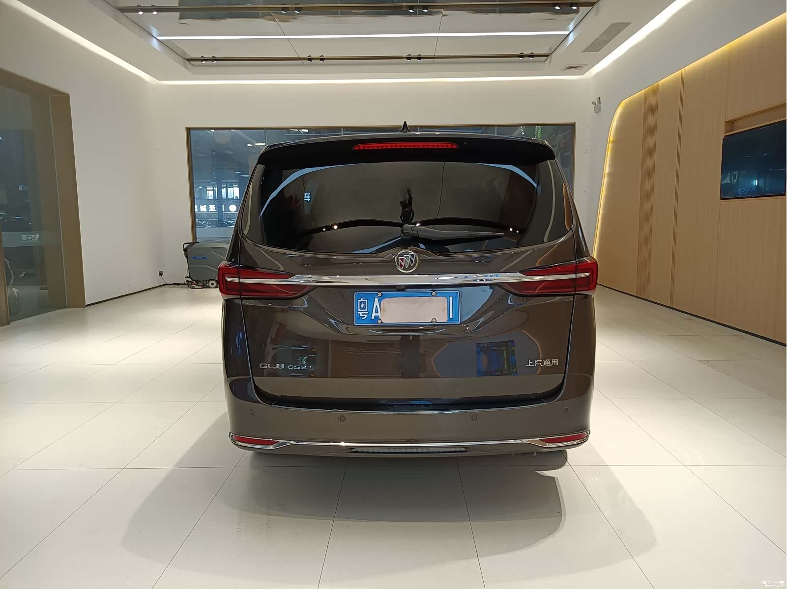 Buick GL8, 2020 все фото