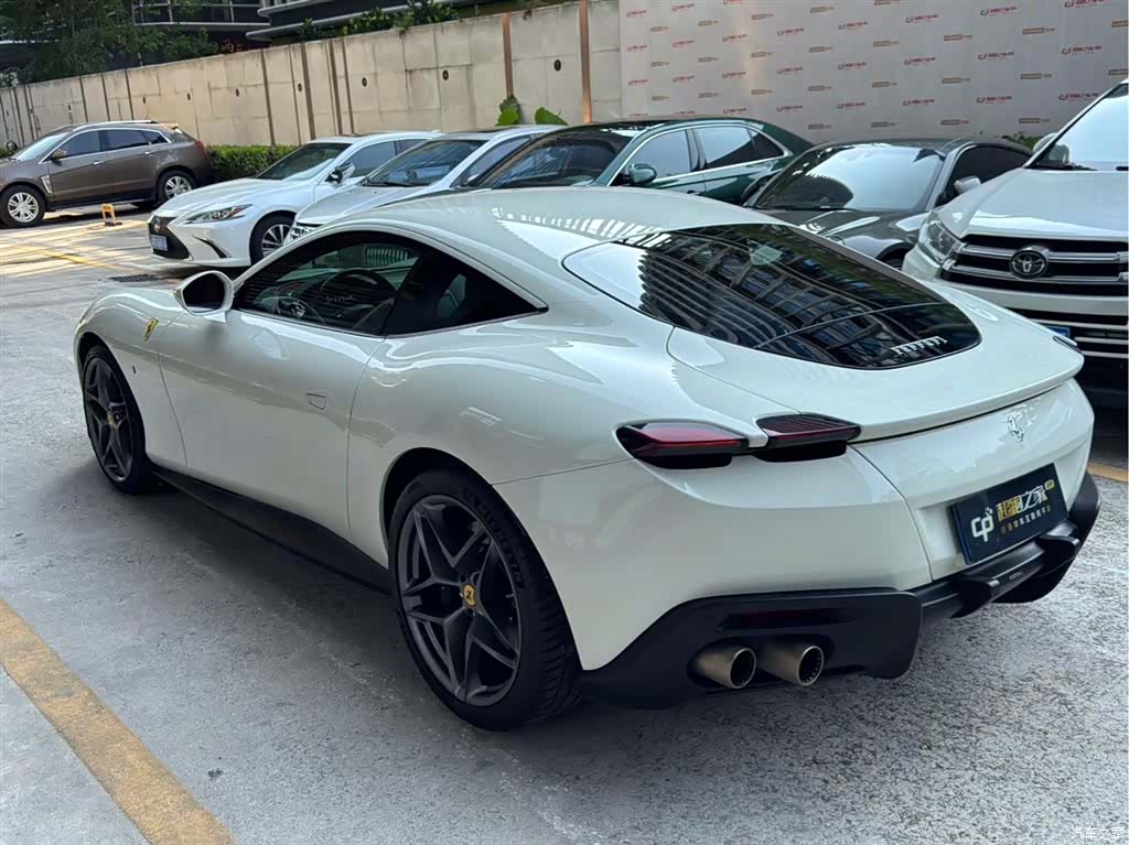 Ferrari Roma, 2021 7