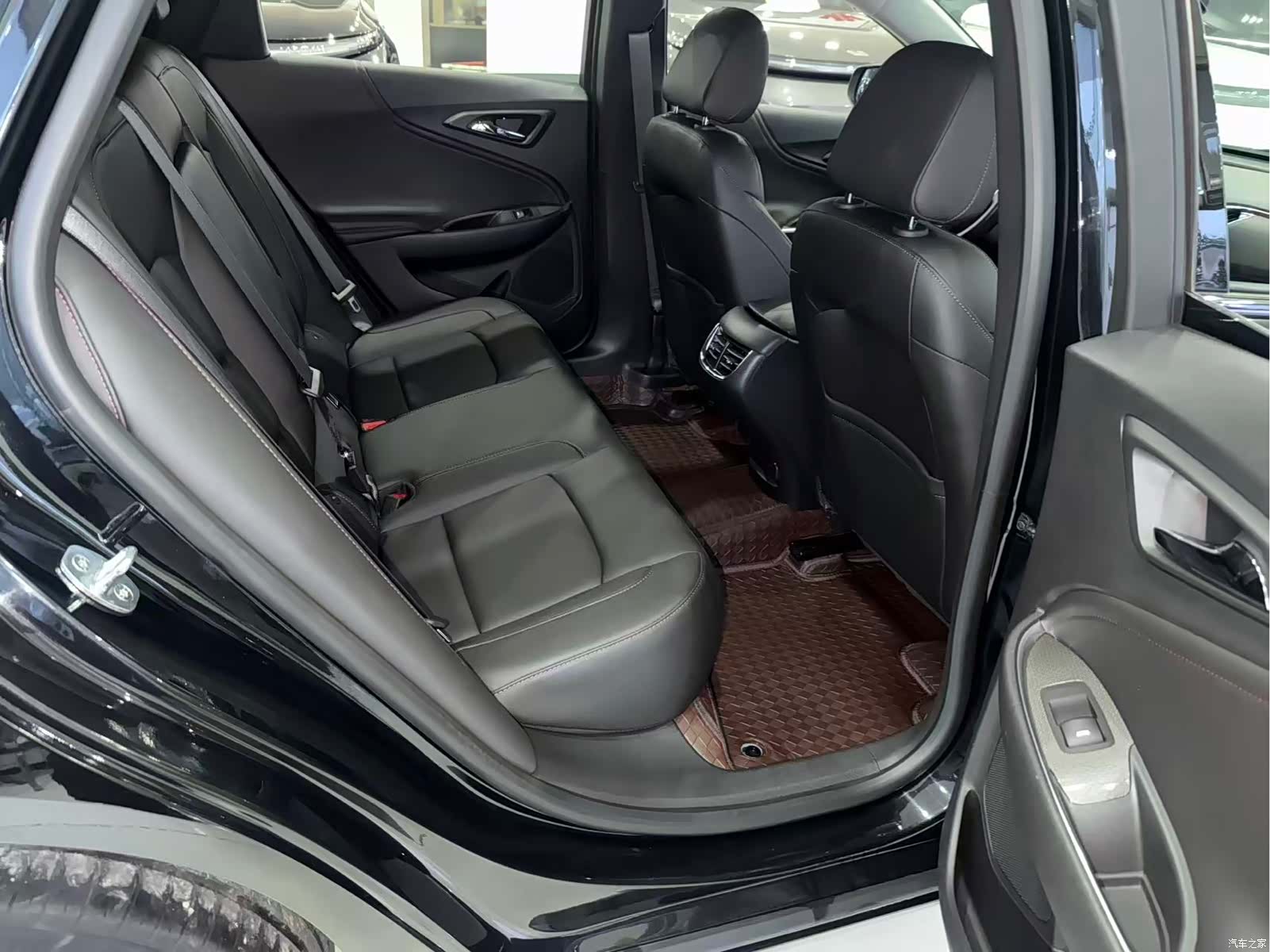 Chevrolet XL, 2022 13