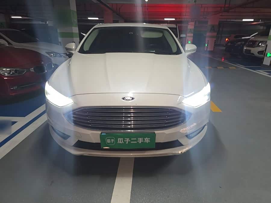 Ford Mondeo 2017, фото 3