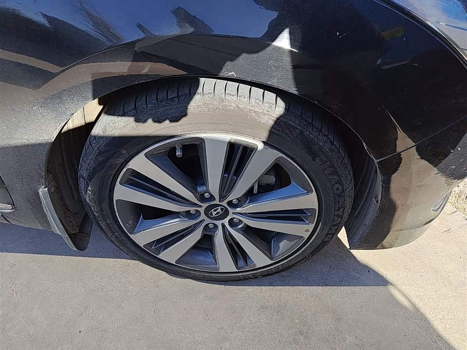 Hyundai Name picture