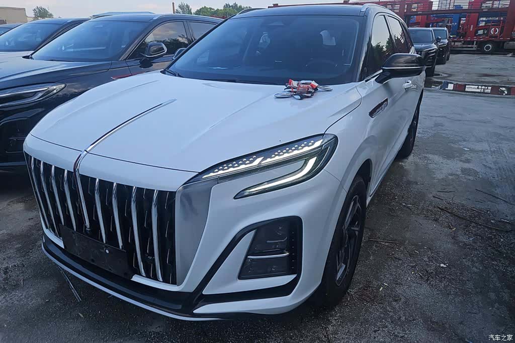 Hongqi HS3