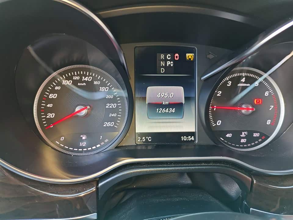 Mercedes-Benz V-class