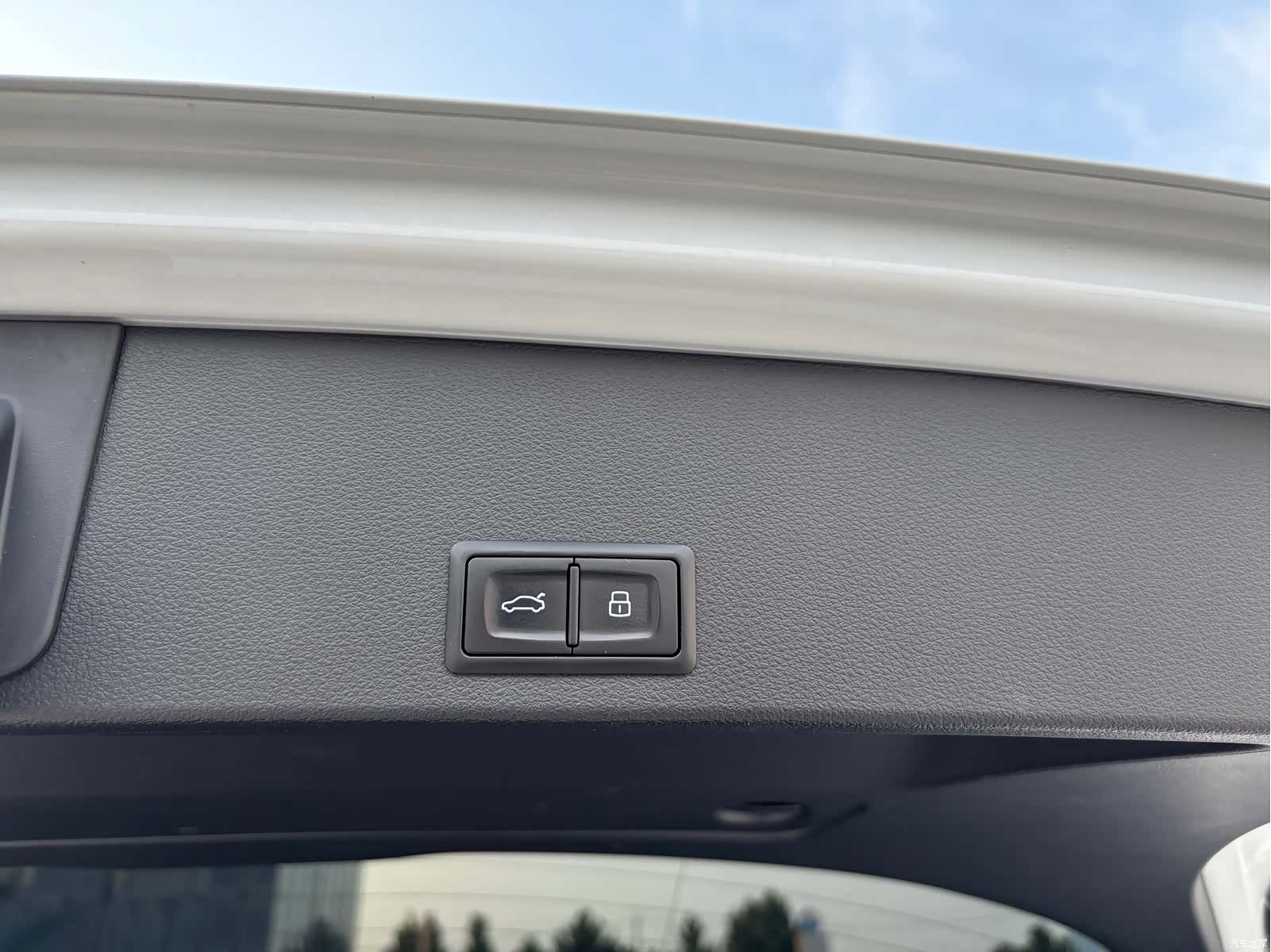 Audi Q2L, 2021 14