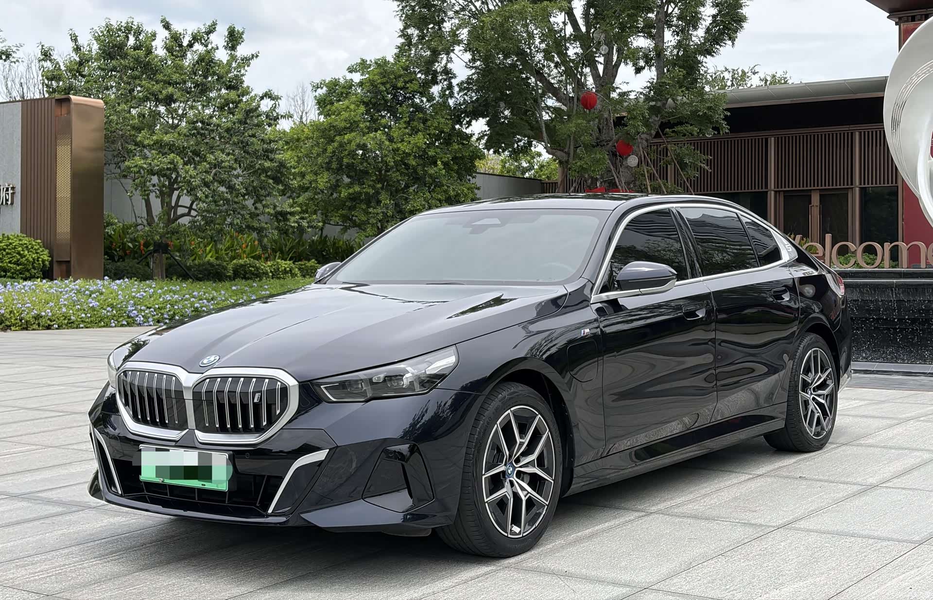 BMW i5, 2025 2