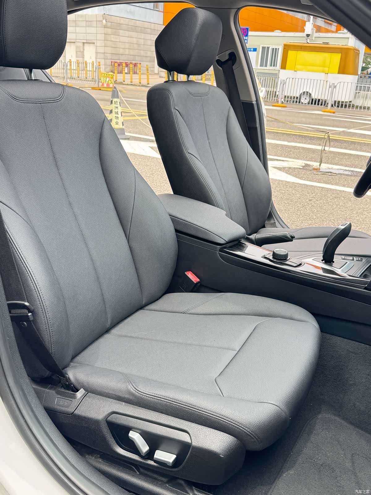 BMW 3 Series, 2017 10