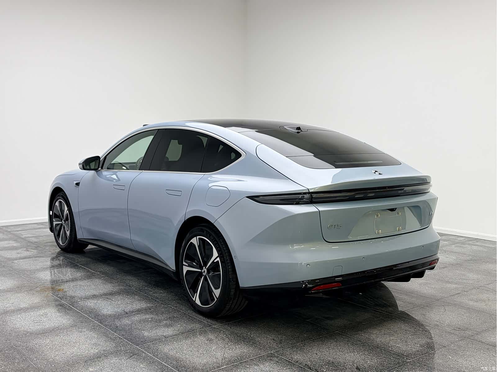 NIO ET5, 2025 11