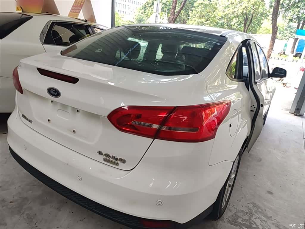 Ford Focus, 2016 7