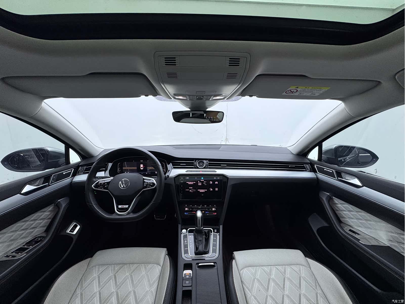 Volkswagen Magotan, 2024 6