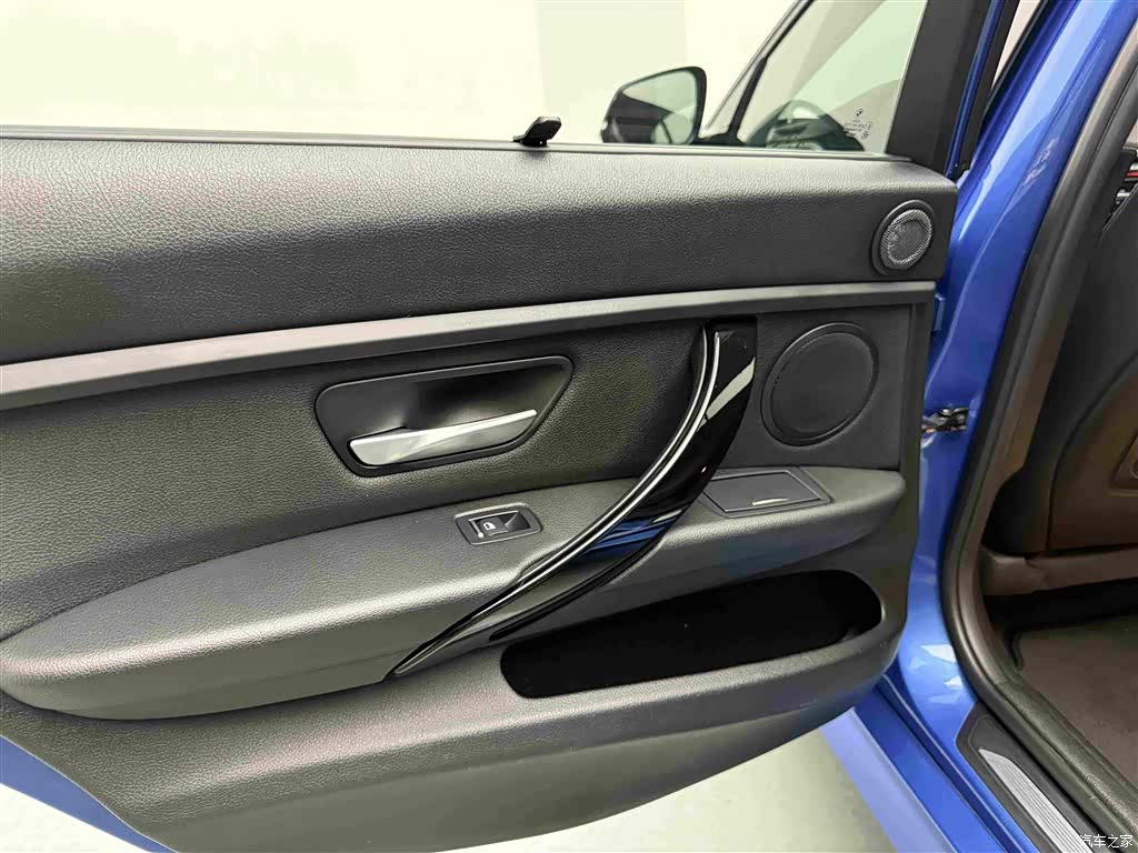 BMW 3 Series, 2017 11