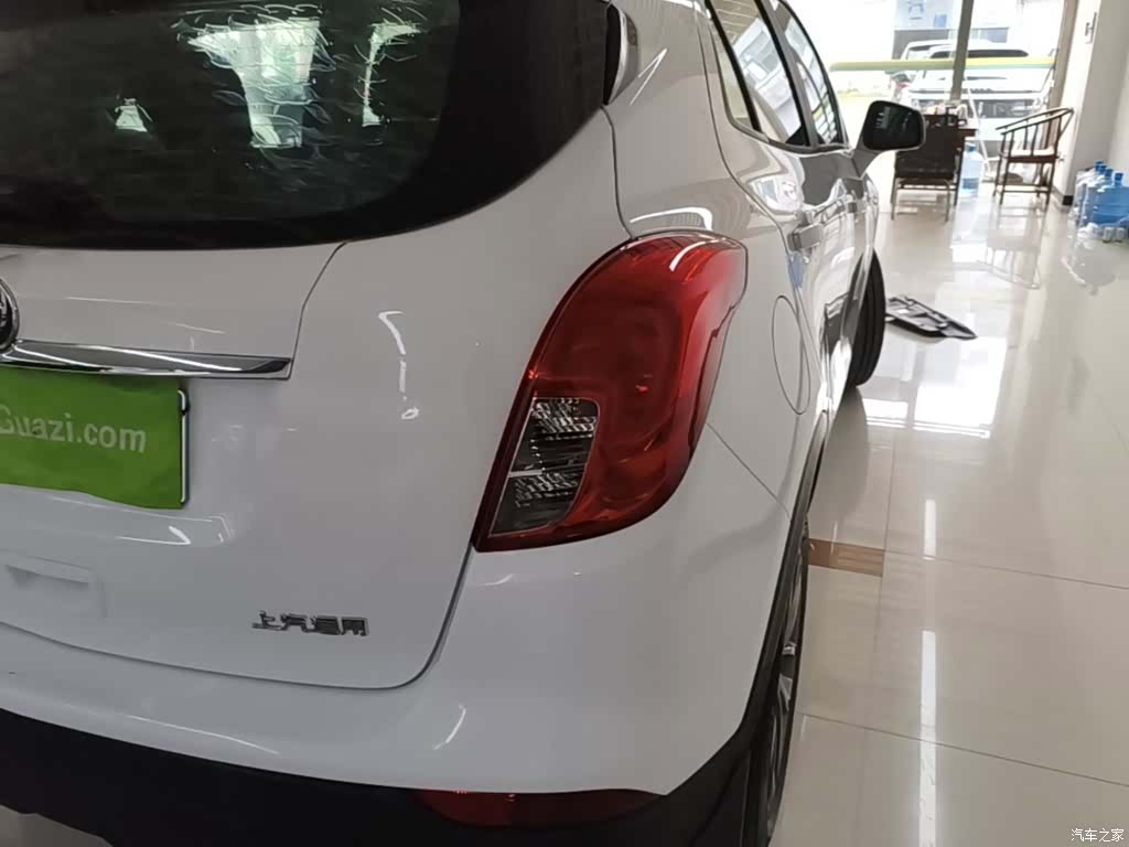 Buick Encore, 2018 8