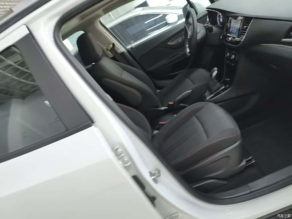 Buick Encore, 2018 25