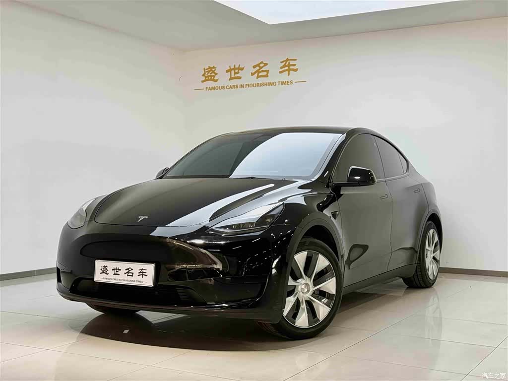 Tesla Model Y, 2022 1
