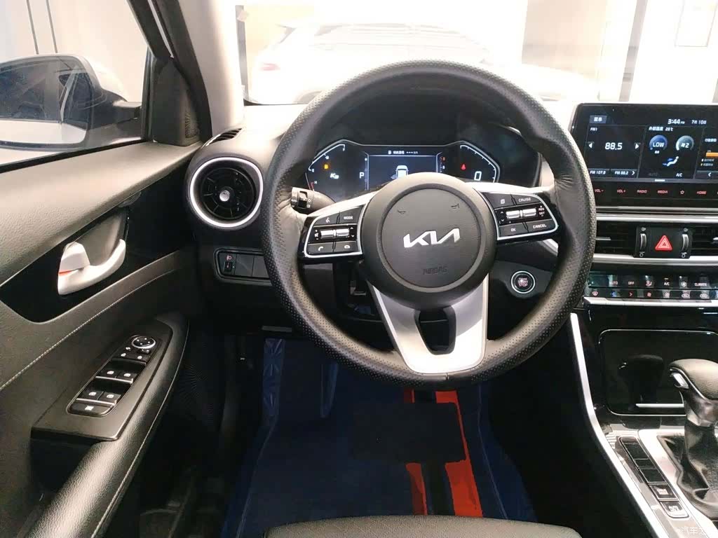 Kia K3, 2022 11