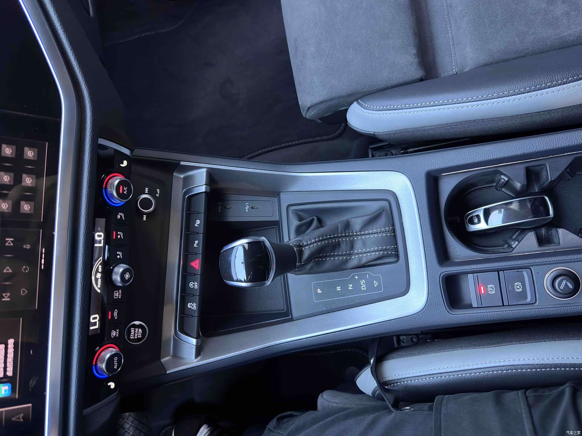 Audi Q3, 2023 16