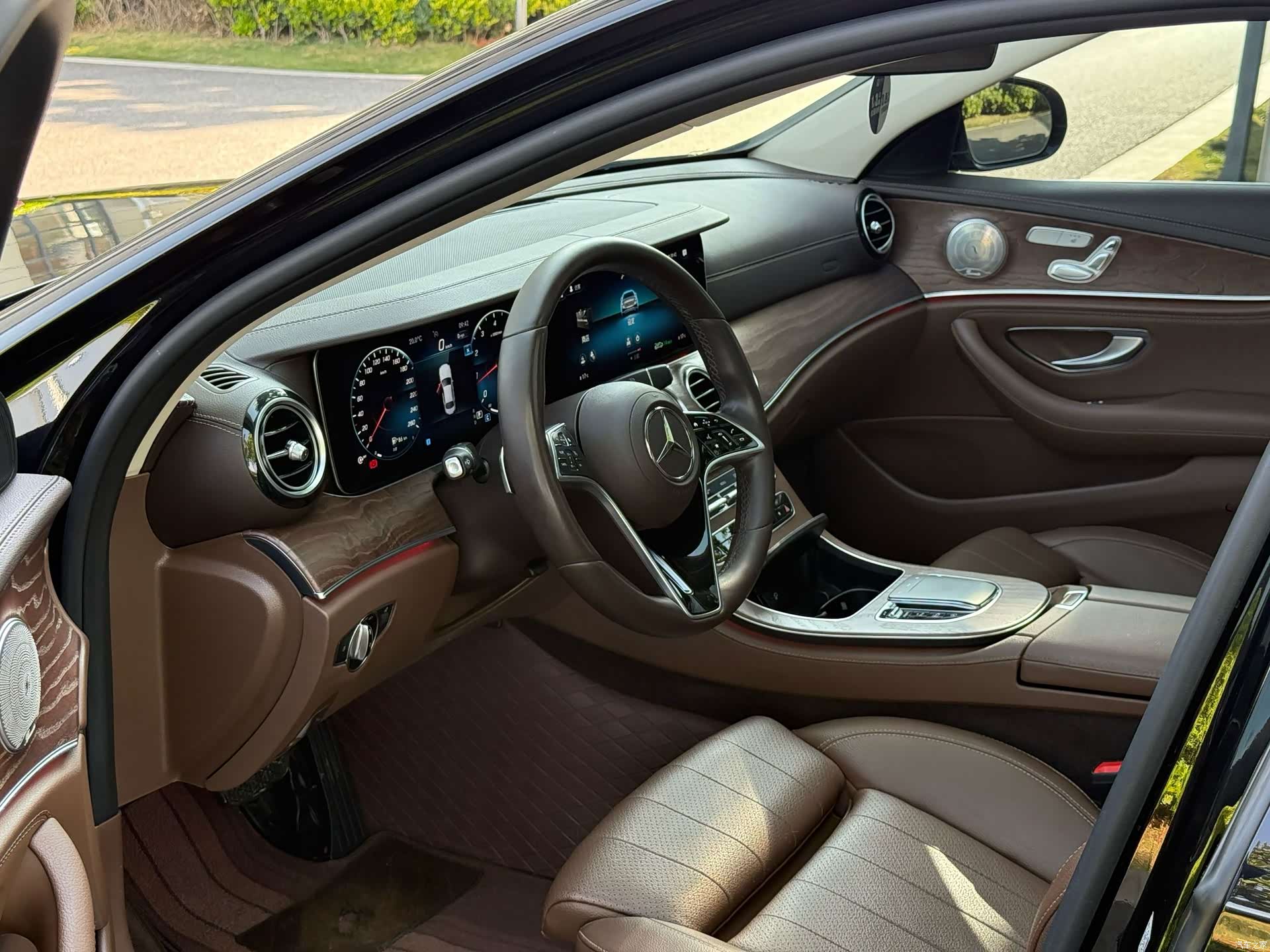 Mercedes-Benz E-Class, 2022 7