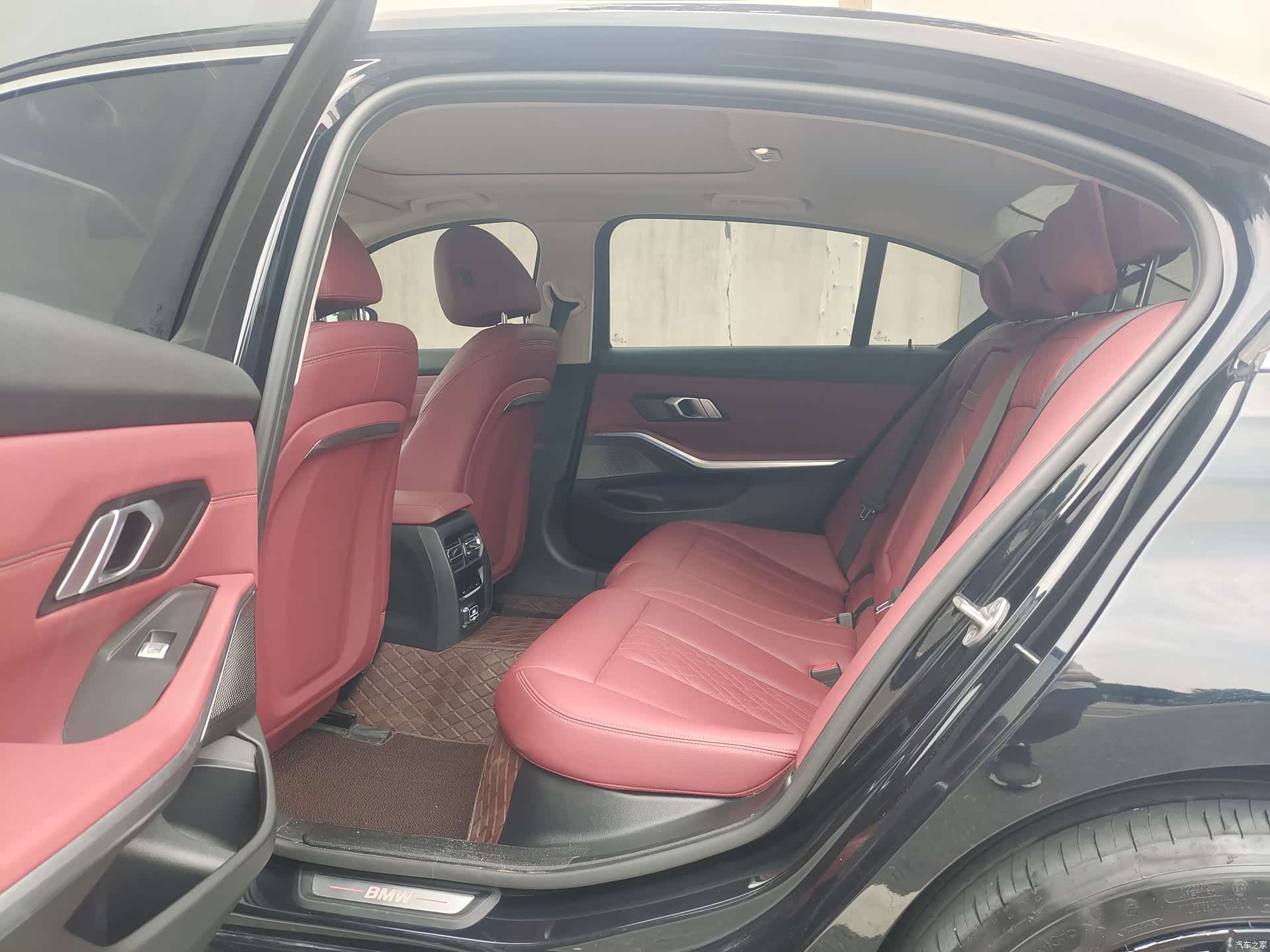 BMW i3, 2024 все фото