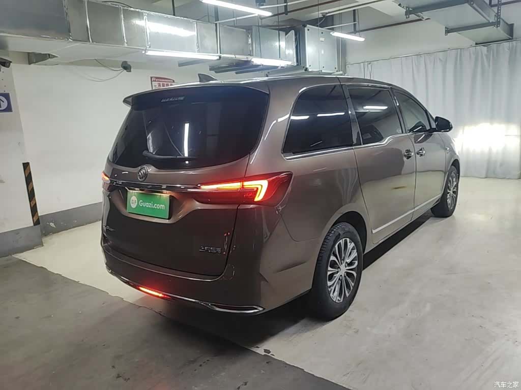Buick GL8, 2022 7