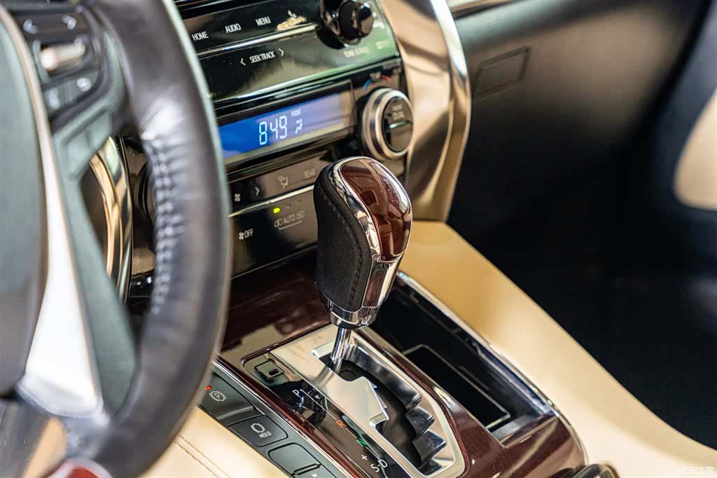 Toyota Alphard, 2018 15