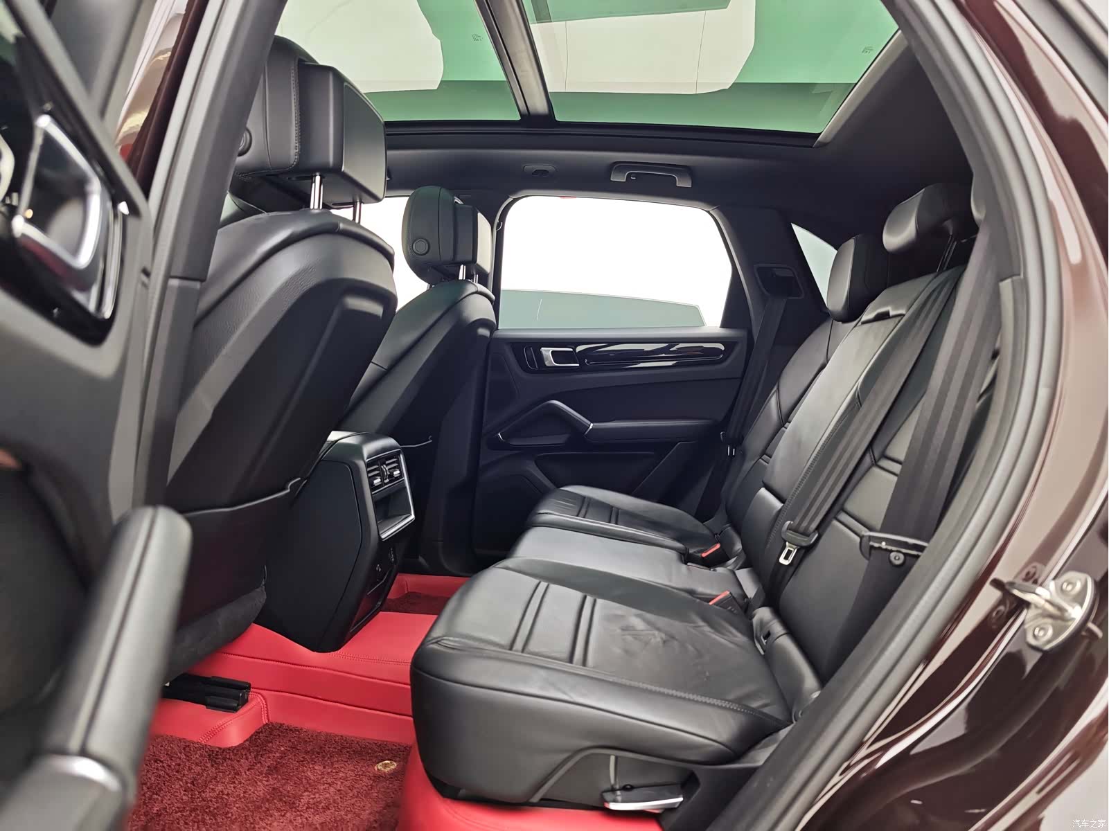 Porsche Cayenne, 2018 7