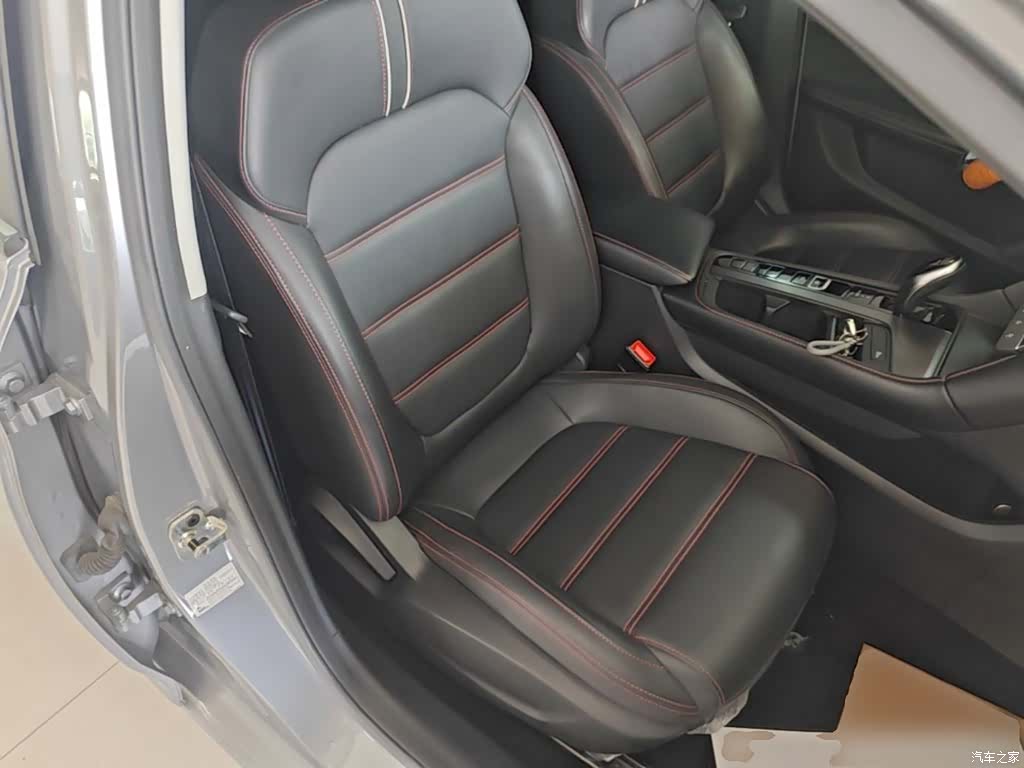 MG MG6, 2023 25