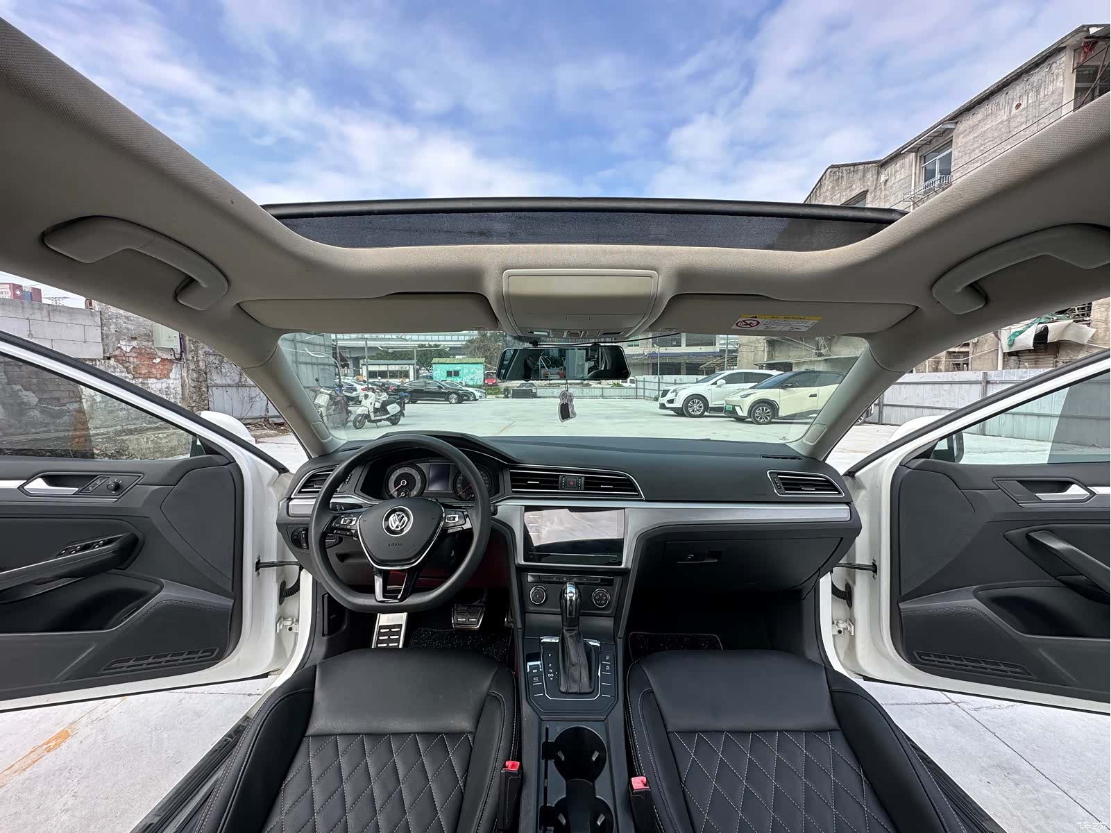 Volkswagen Lamando, 2021 10