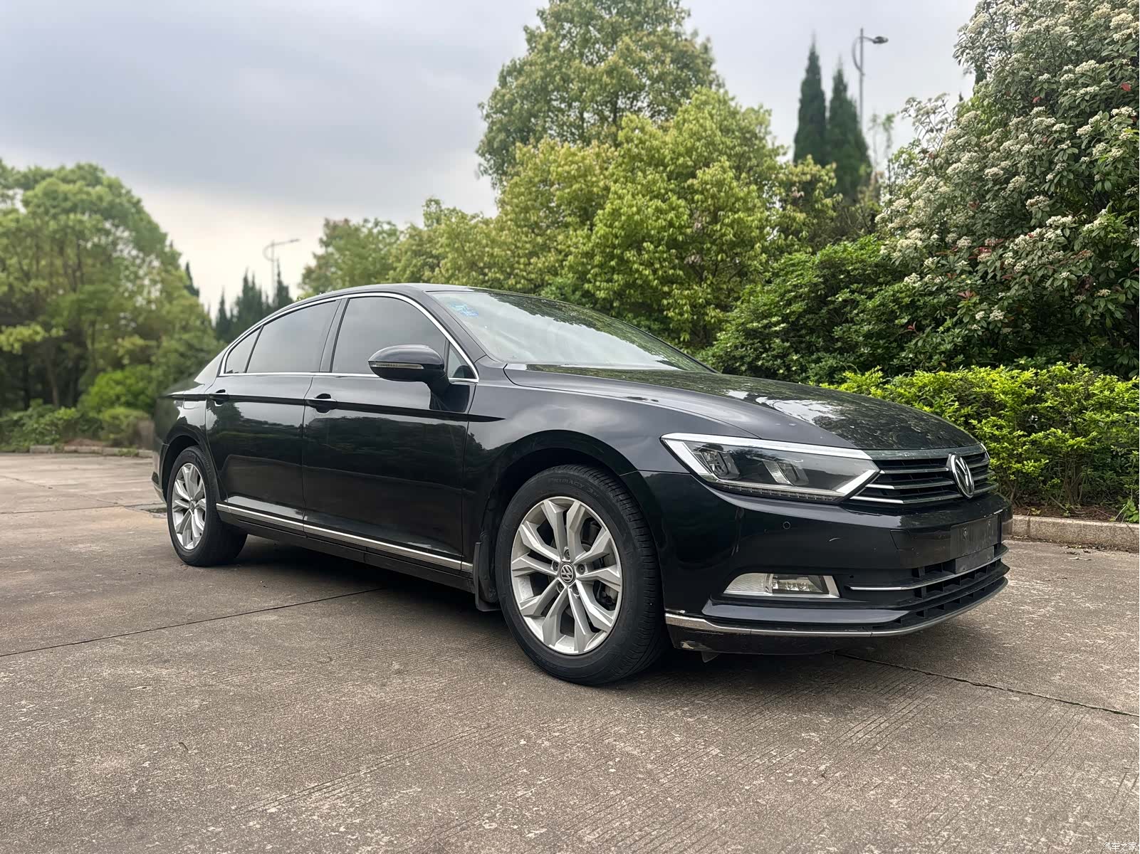 Volkswagen Magotan, 2016 1