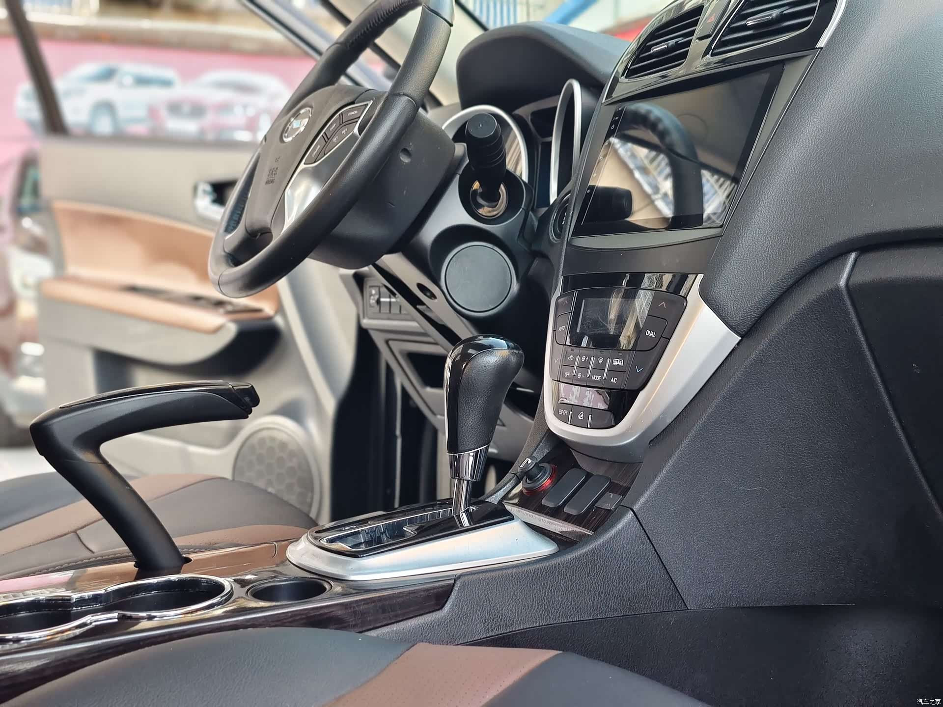 GAC GS5, 2016 14