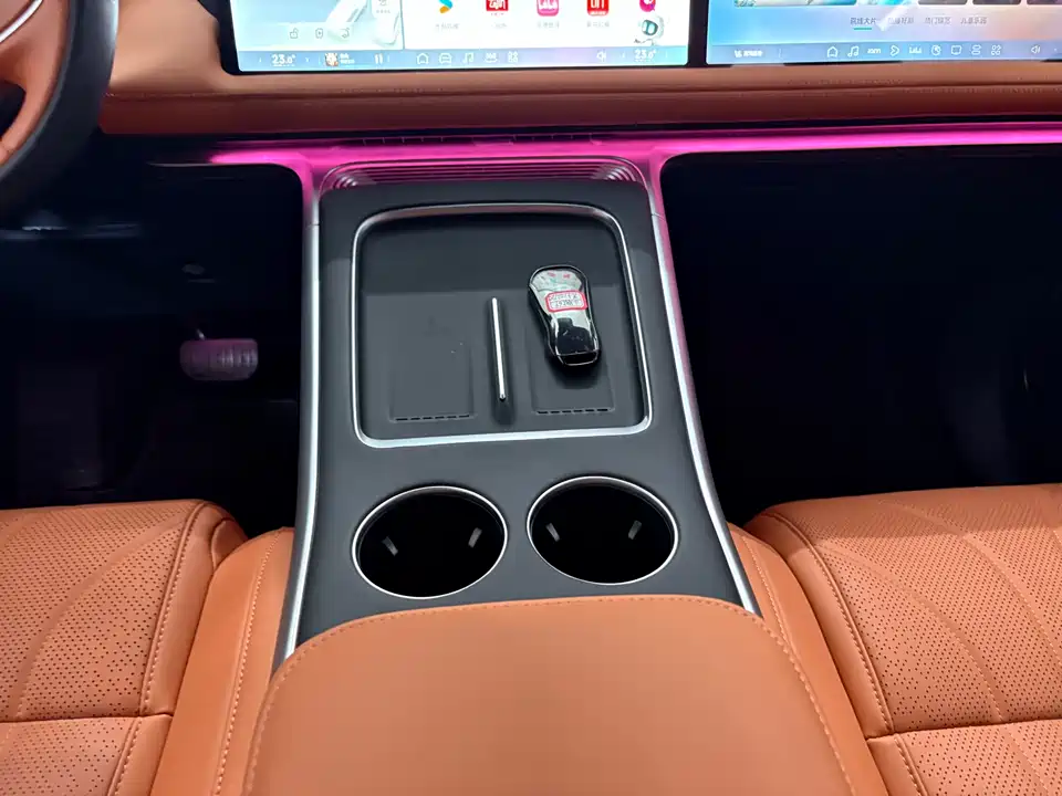 XPENG G9 XPENG G9