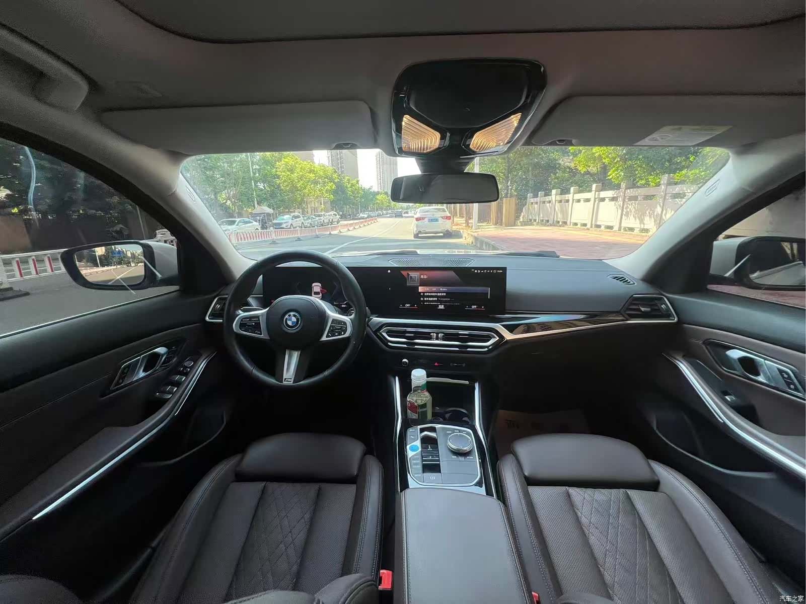 BMW i3, 2023 все фото