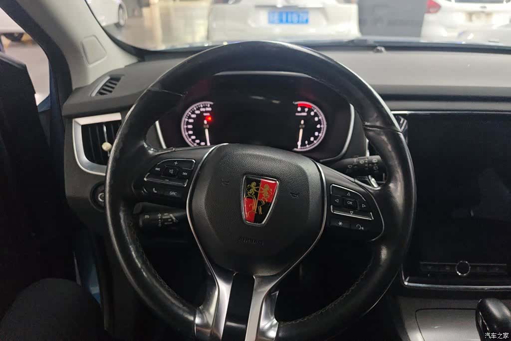 Roewe RX5, 2017 15