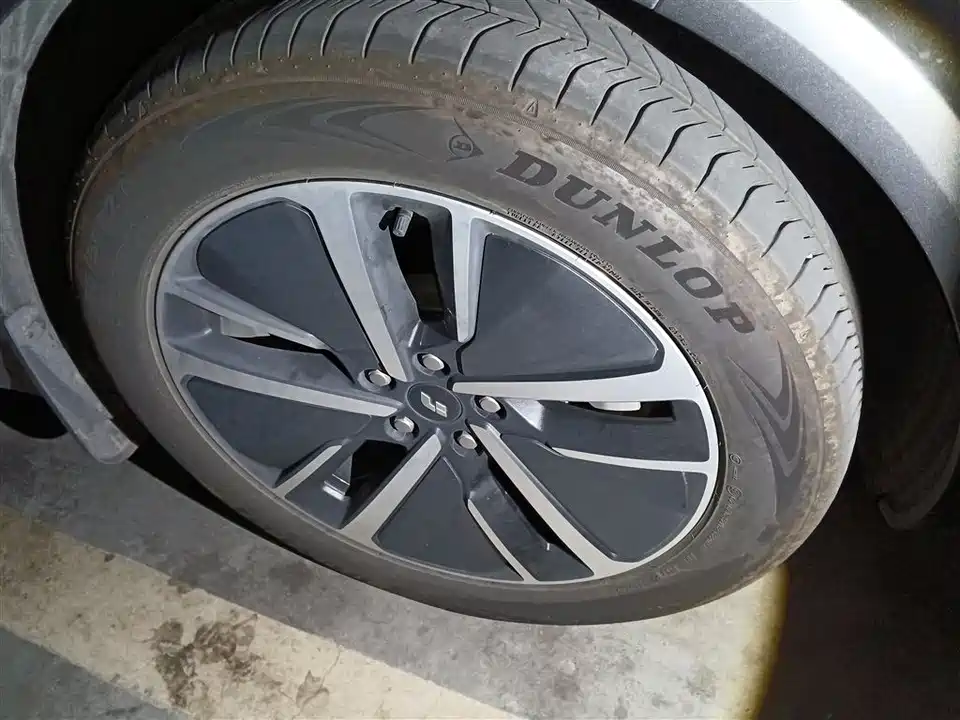 Li Auto Ideal L6