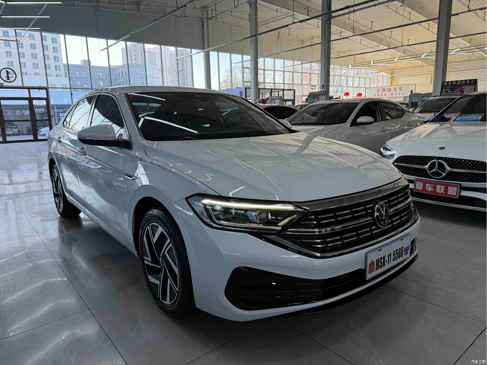 Volkswagen Sagitar, 2022 3