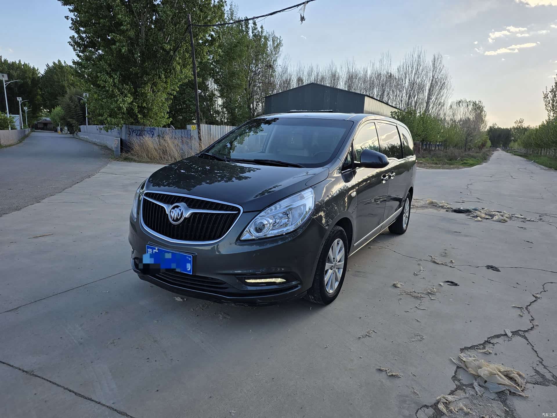 Buick GL8, 2019 1